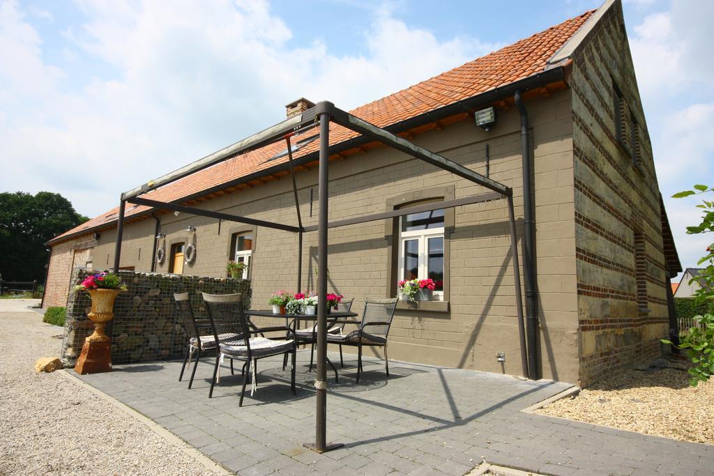B&B Crijbohoeve Zutendaal Exterior photo